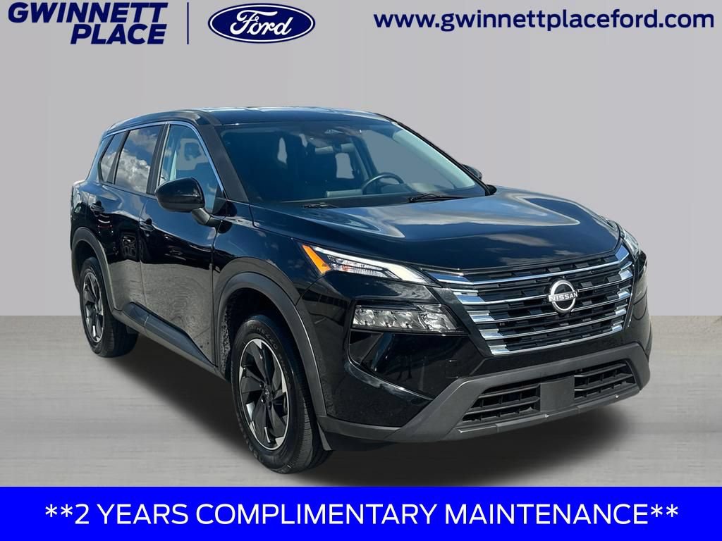 Used 2025 Nissan Rogue SV FWD image 3
