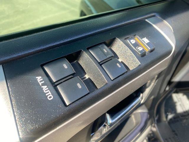Used 2022 Toyota 4Runner SR5 RWD image 12