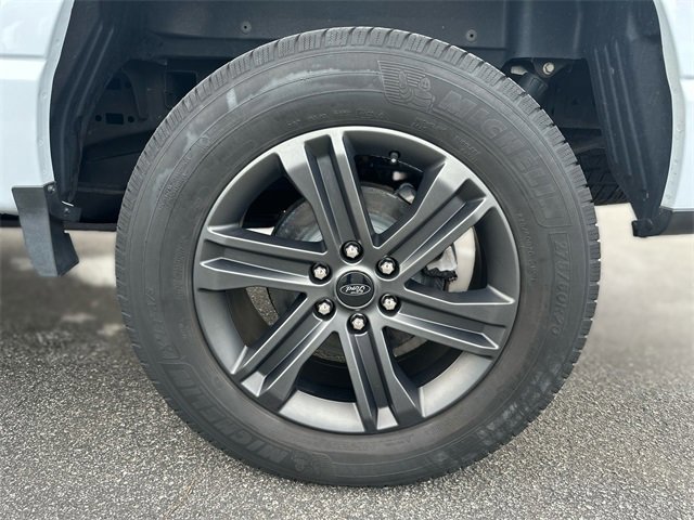 Certified 2021 Ford F150 XLT w/ Equipment Group 302A High image 10