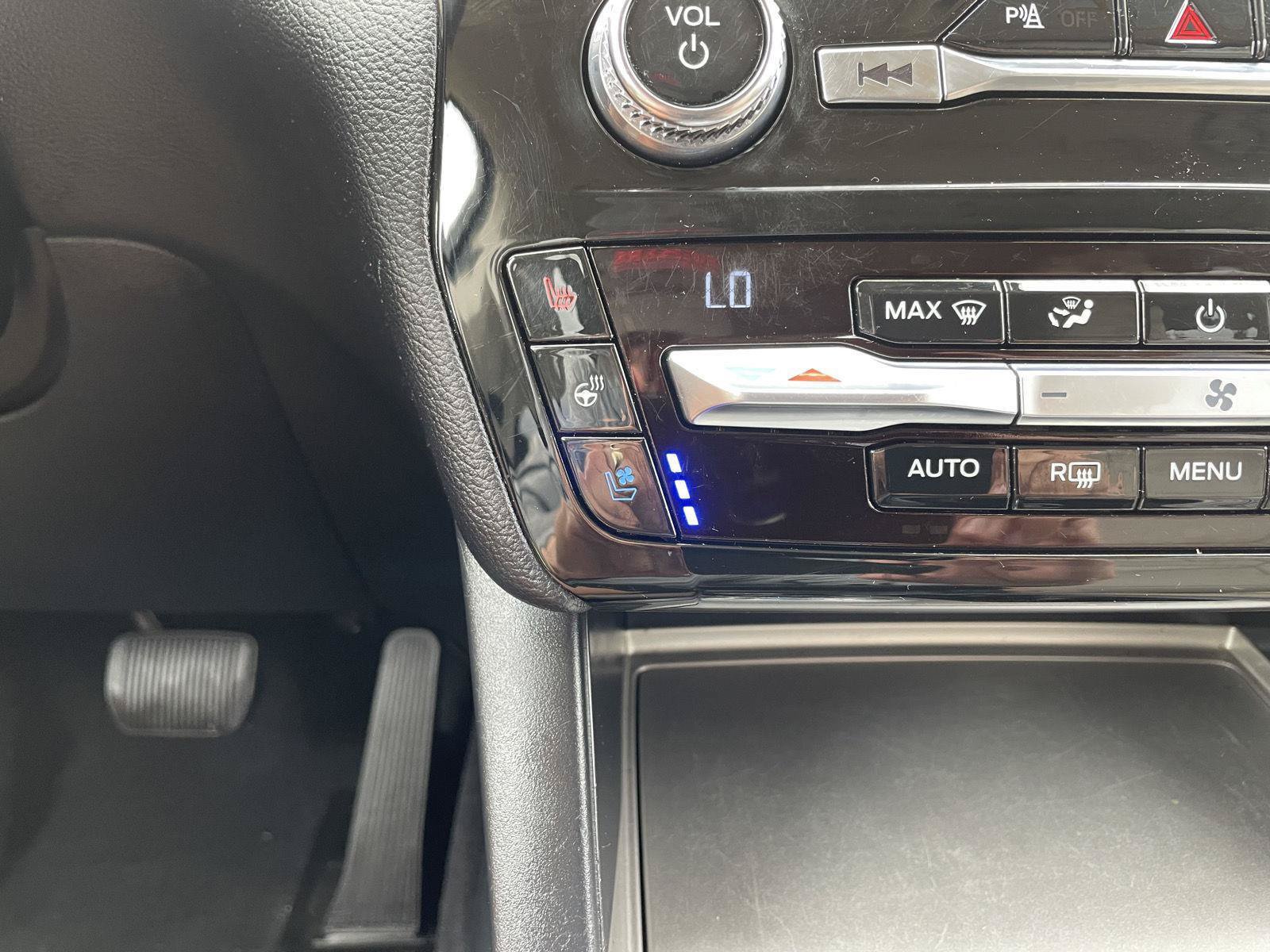 Certified 2021 Ford Explorer Limited AWD/4WD image 30