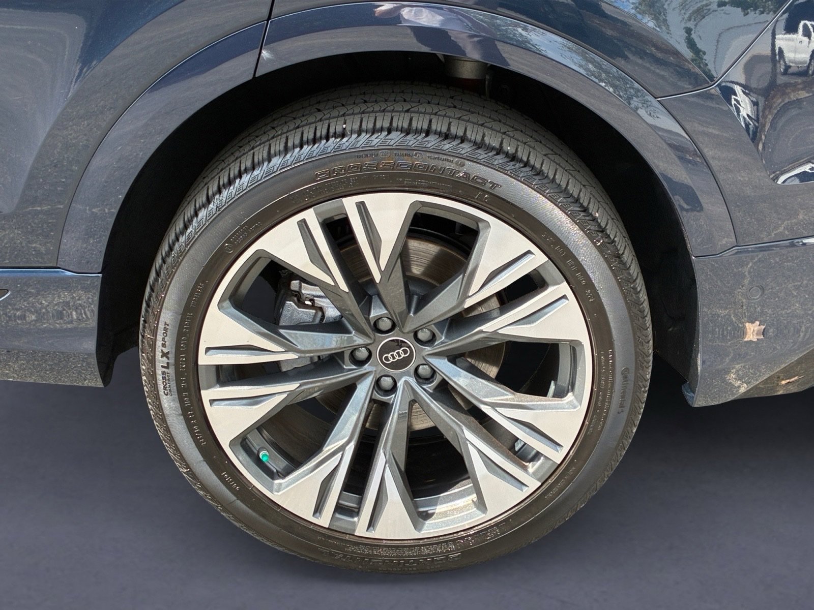 Used 2025 Audi Q8 Premium Plus AWD/4WD image 9