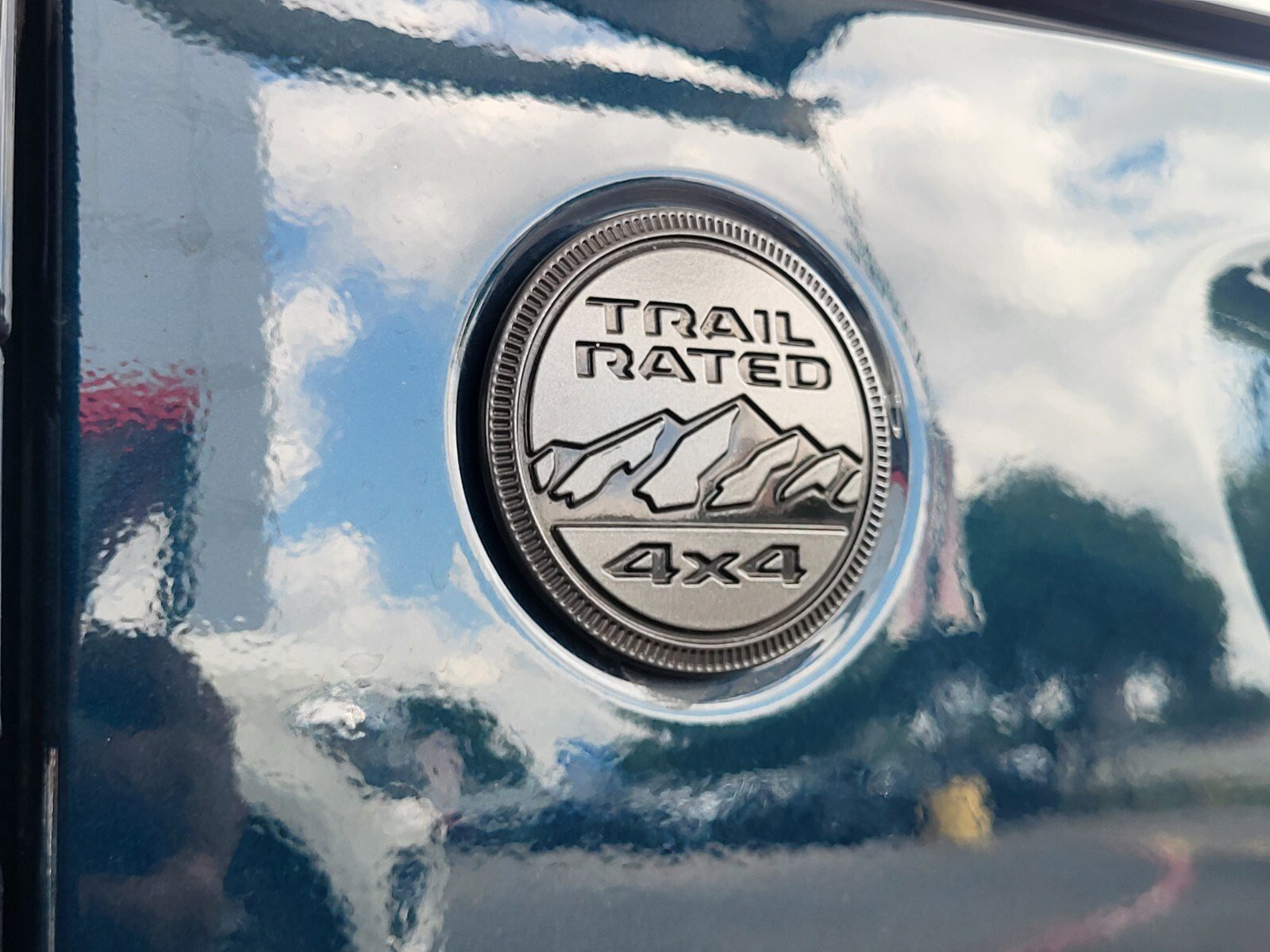 Used 2025 Jeep Wrangler Sport image 11