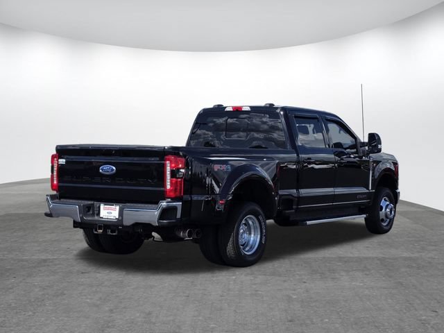 Certified 2023 Ford F350 Lariat w/ FX4 Off-Road Package AWD/4WD image 4