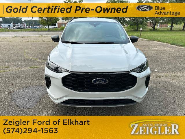 Certified 2023 Ford Escape ST-Line w/ Tech Pack #1 AWD/4WD image 10