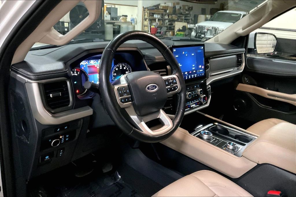 Certified 2024 Ford Expedition Max XLT AWD/4WD image 13