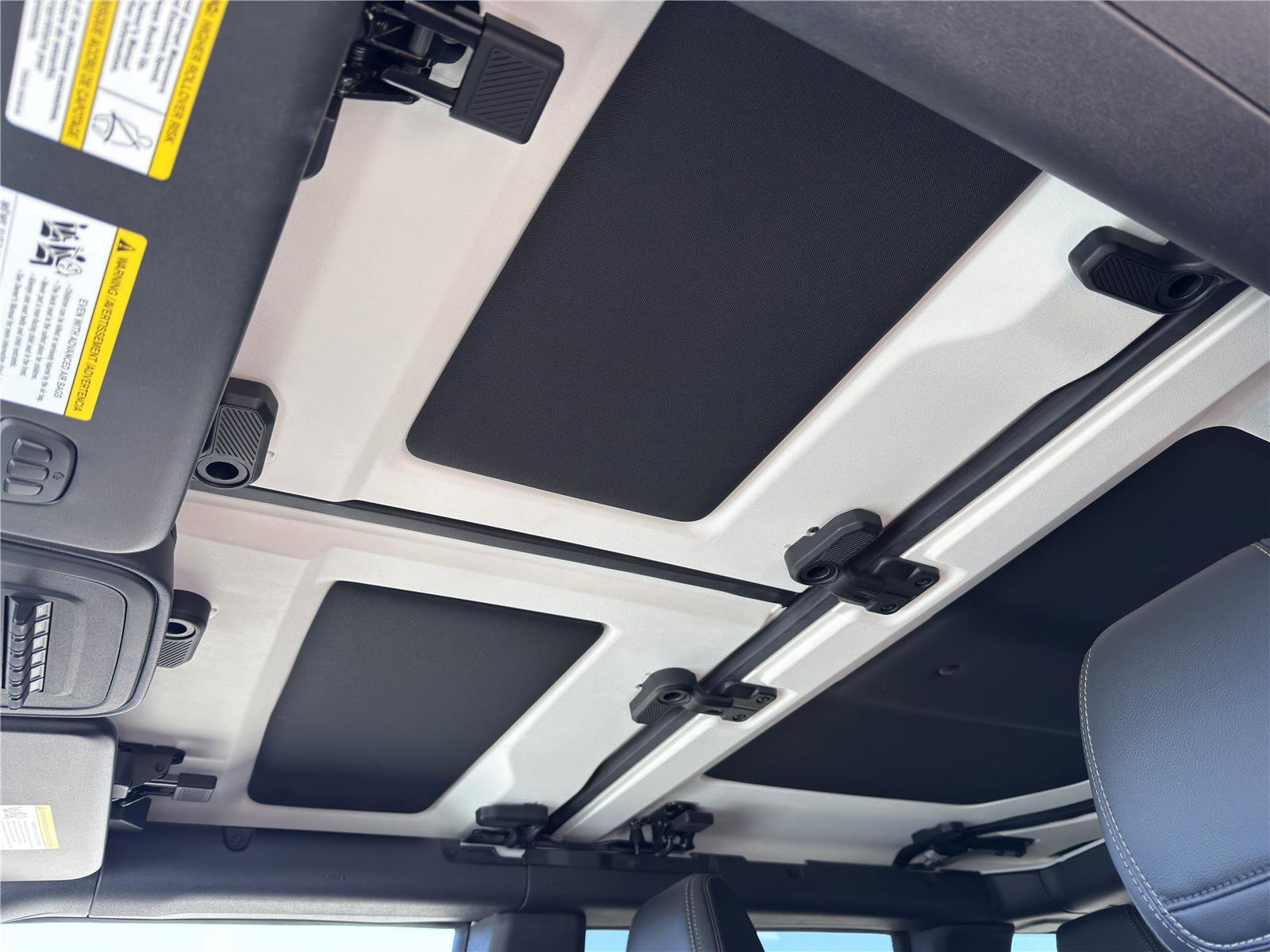 Certified 2025 Ford Bronco Badlands image 12