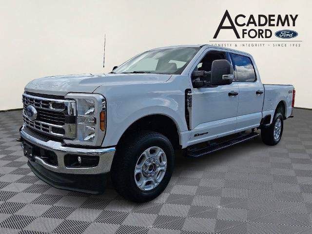 Certified 2025 Ford F250 XLT AWD/4WD image 3