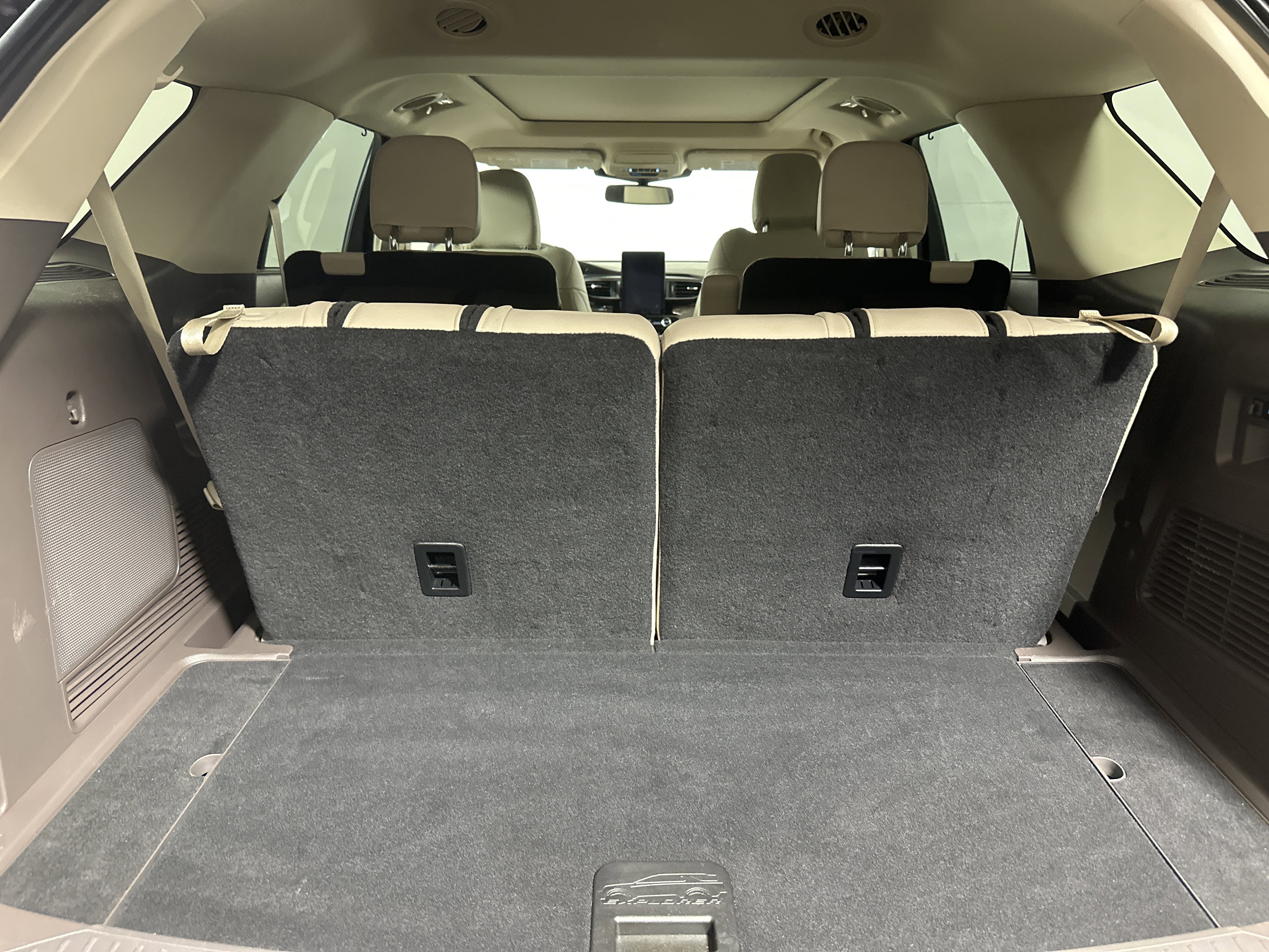 Certified 2021 Ford Explorer Platinum w/ Equipment Group 601A image 26