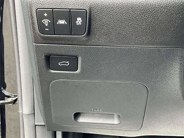 Used 2024 Kia K5 EX image 18
