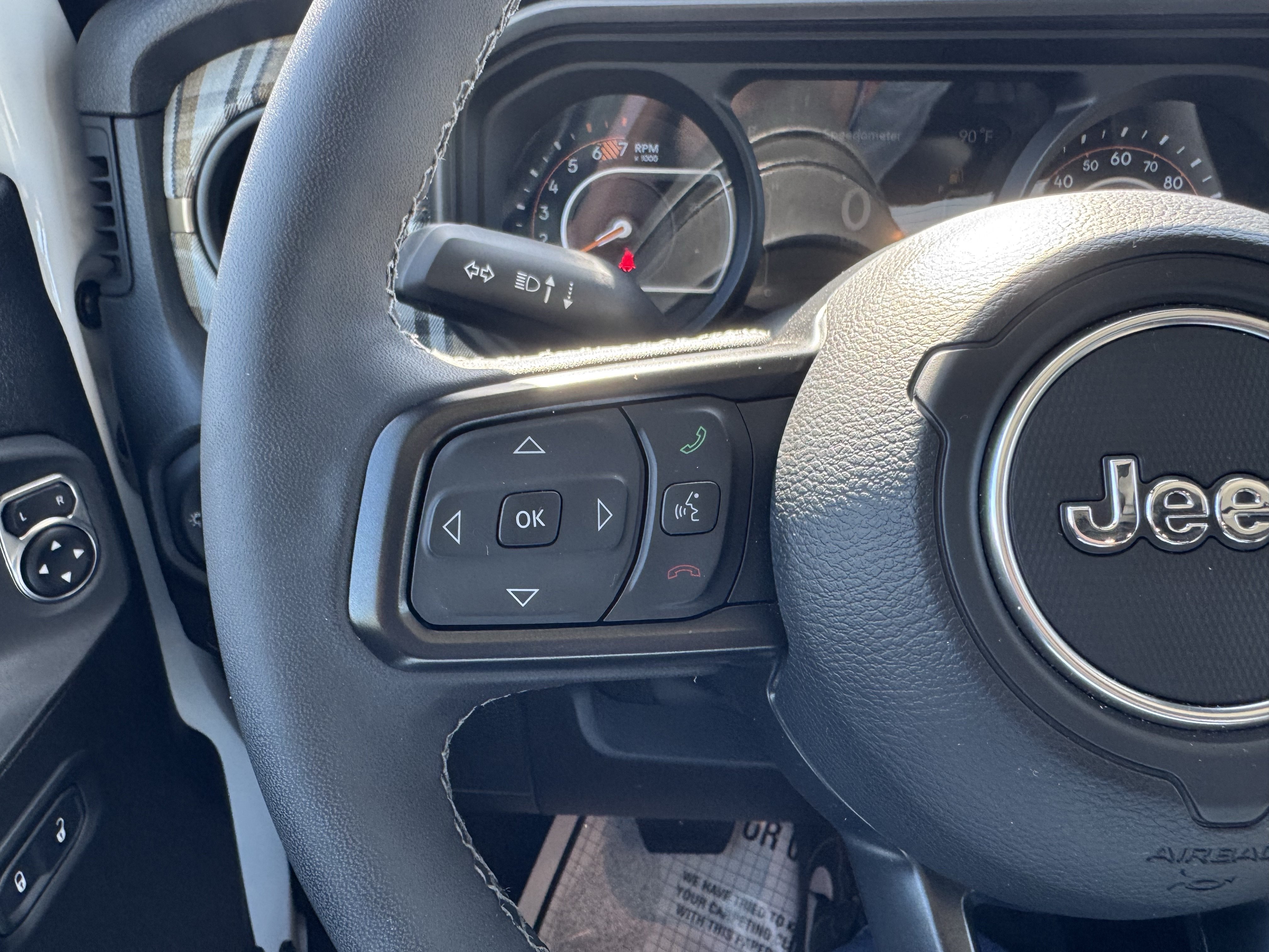 Used 2026 Jeep Wrangler Unlimited Sport AWD/4WD image 9