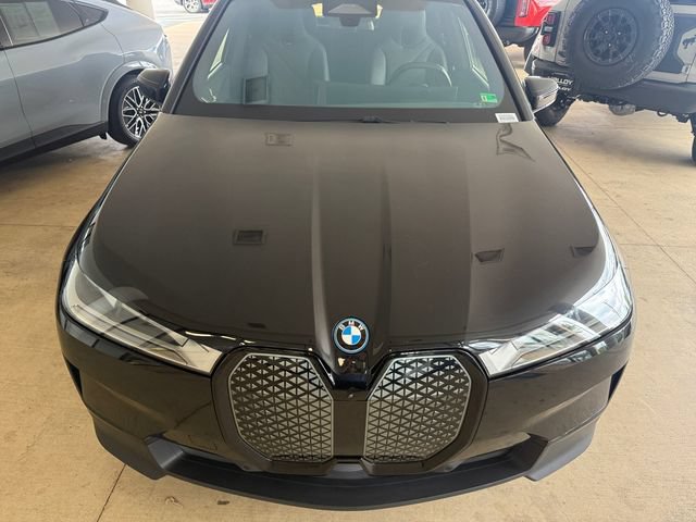 Used 2022 BMW iX xDrive50 w/ Convenience Package AWD/4WD image 20