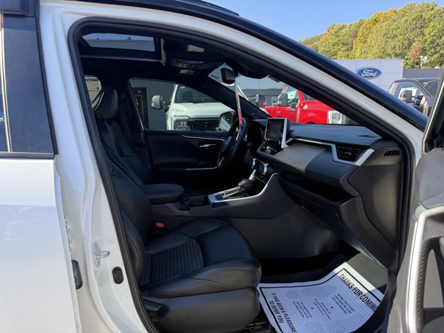 Used 2021 Toyota RAV4 XSE image 9