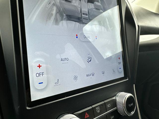 Certified 2023 Ford Edge SEL w/ Convenience Package AWD/4WD image 16