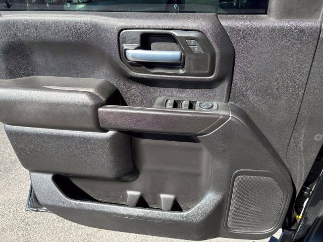 Used 2021 Chevrolet Silverado 2500 Custom w/ Custom Value Package AWD/4WD image 13