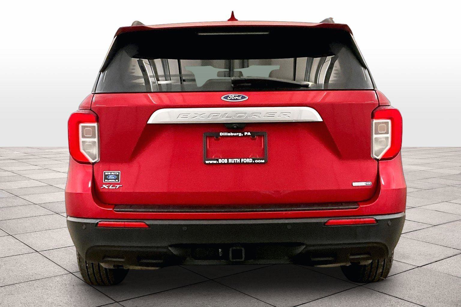 Certified 2020 Ford Explorer XLT w/ Class III Trailer Tow Package image 4