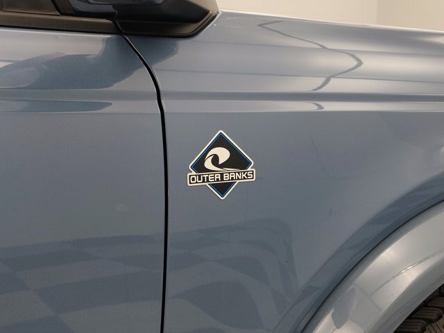 Certified 2025 Ford Bronco Outer Banks AWD/4WD image 13