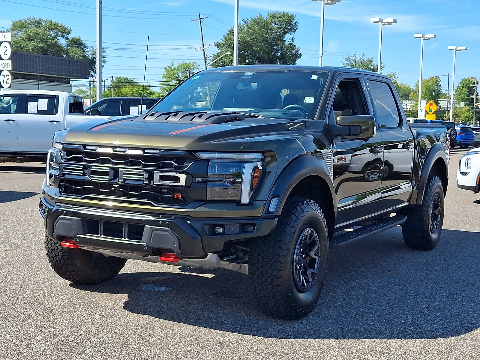 Certified 2025 Ford F150 Raptor w/ Equipment Group 803A Raptor R AWD/4WD image 4