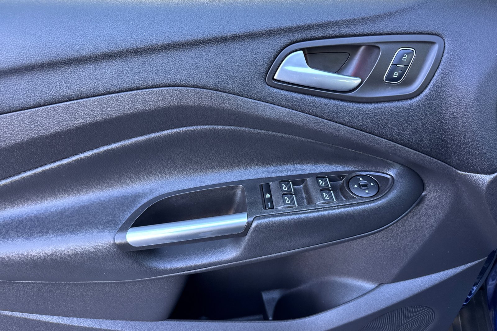 Certified 2017 Ford C-MAX Titanium w/ Equipment Group 301A FWD image 12