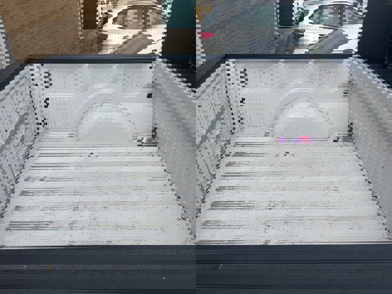 Certified 2018 Ford F150 XLT w/ Equipment Group 302A Luxury image 6