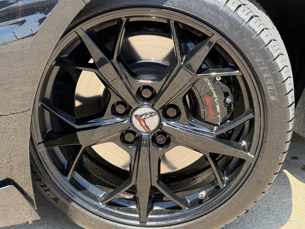 Used 2022 Chevrolet Corvette Stingray Premium Cpe w/ Z51 Performance Package RWD image 8