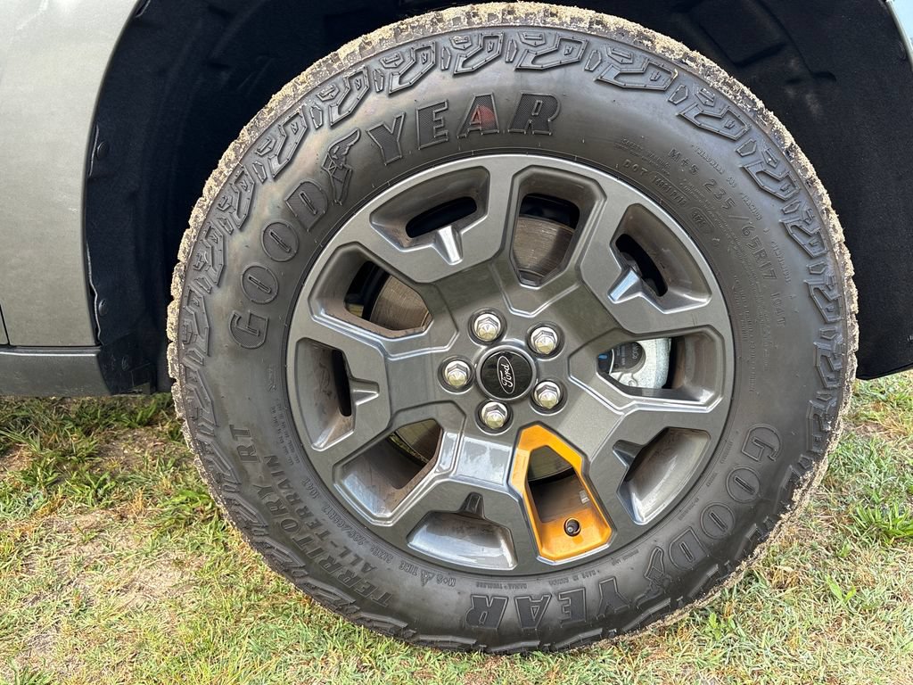 Certified 2026 Ford Maverick Tremor AWD/4WD image 8