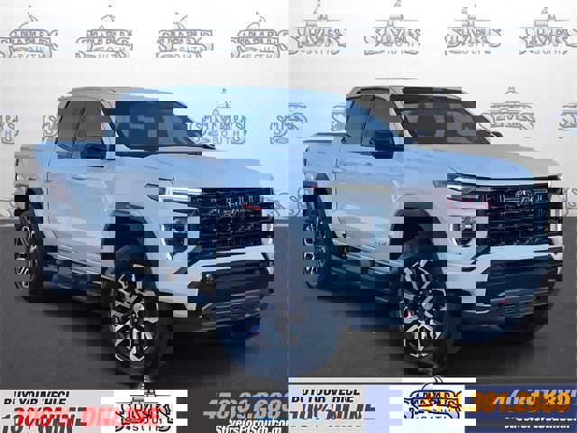 Used 2023 GMC Canyon AT4 w/ Technology Package image 1