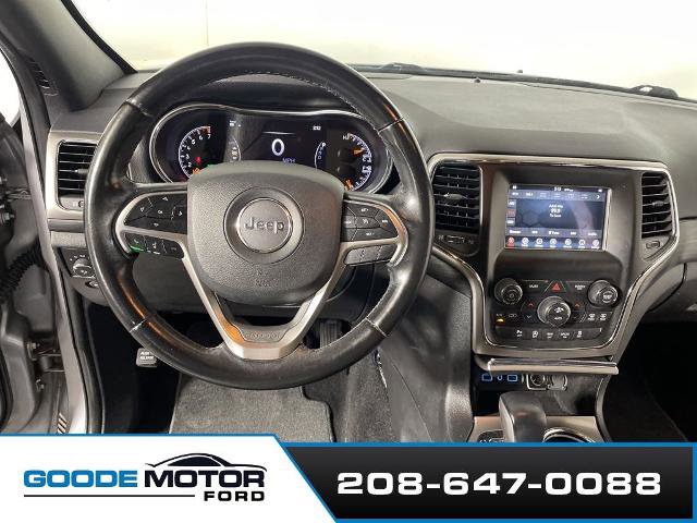 Used 2021 Jeep Grand Cherokee Laredo AWD/4WD image 12