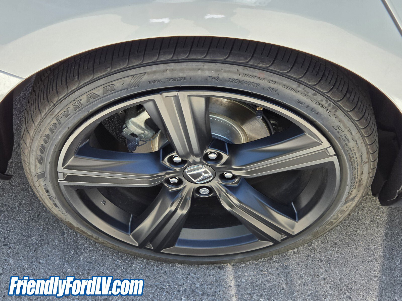 Used 2025 Honda Accord Sport image 3
