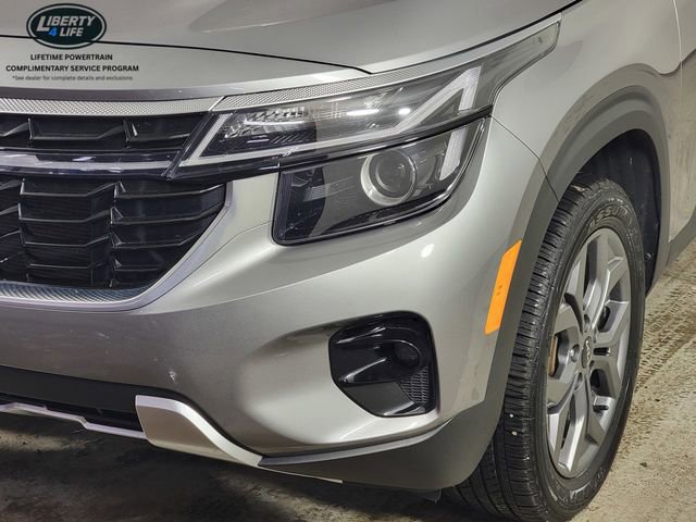 Used 2024 Kia Seltos S AWD/4WD image 9