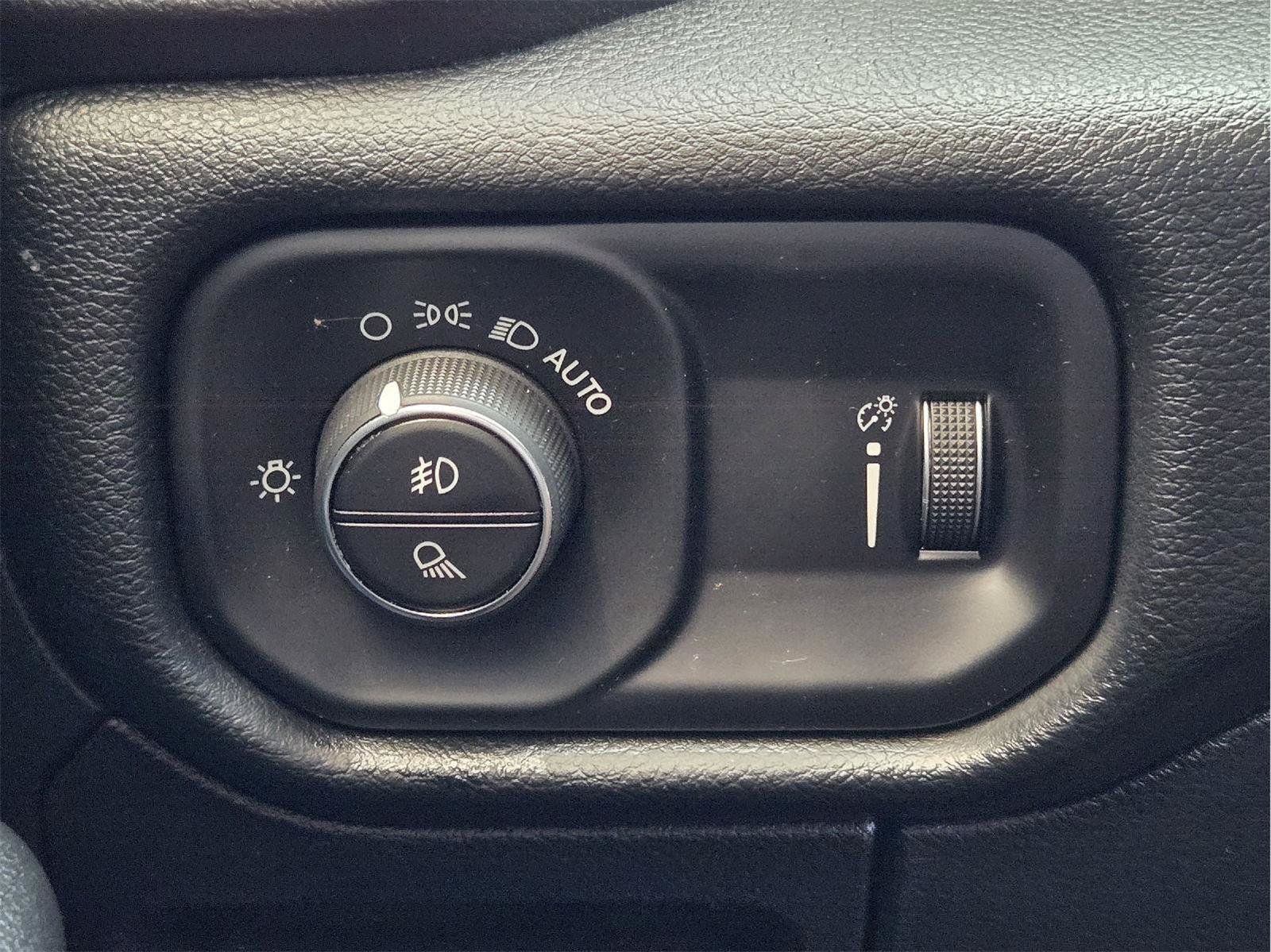 Used 2020 RAM 1500 Lone Star RWD image 20