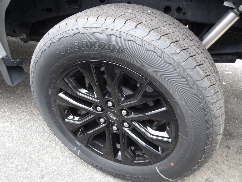 Certified 2023 Ford F150 XLT w/ Equipment Group 302A High image 8