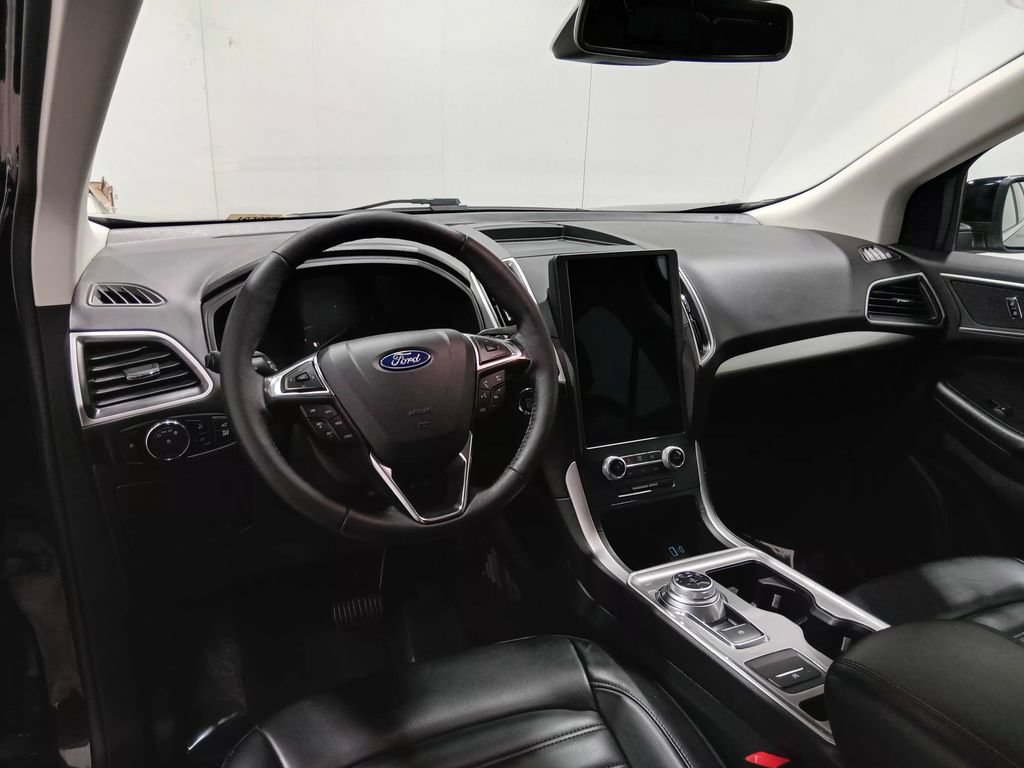 Certified 2024 Ford Edge SEL w/ Convenience Package AWD/4WD image 14