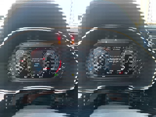 Used 2024 Audi Q3 2.0T Premium image 13