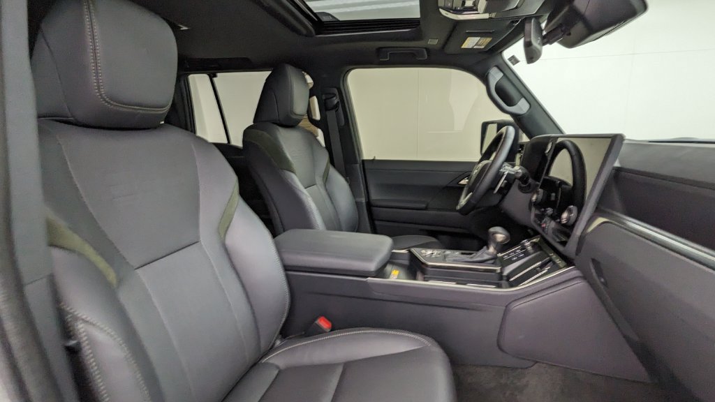 Used 2025 Lexus GX 550 AWD/4WD image 42