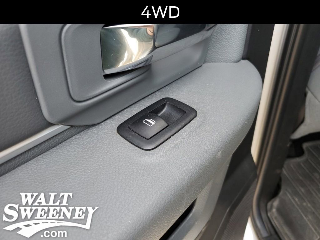 Used 2018 RAM 2500 SLT image 12