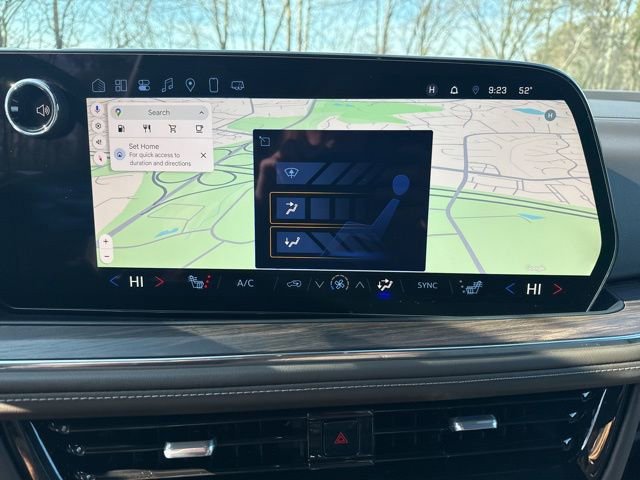 Used 2025 Chevrolet Tahoe Z71 w/ Comfort Package image 18