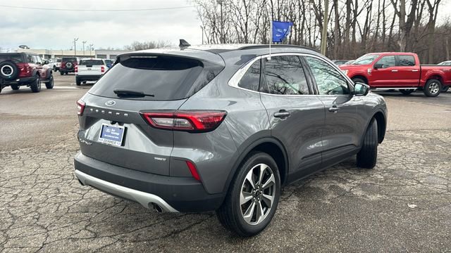 Certified 2023 Ford Escape Platinum image 5