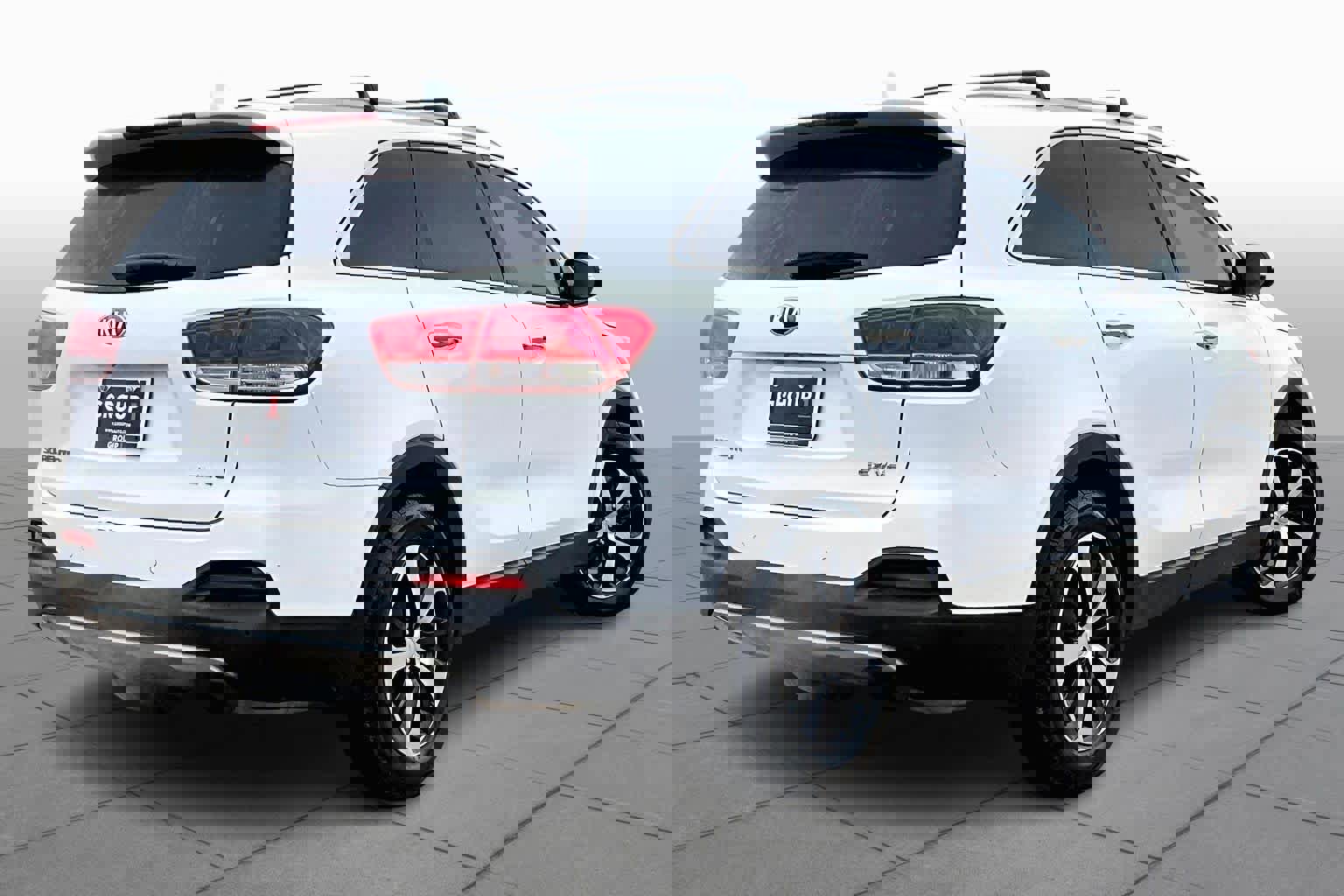 Used 2018 Kia Sorento EX image 3