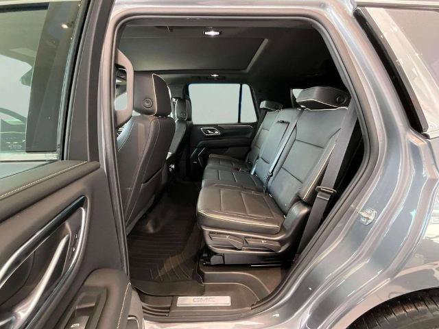 Used 2021 GMC Yukon SLT w/ SLT Premium Package AWD/4WD image 17