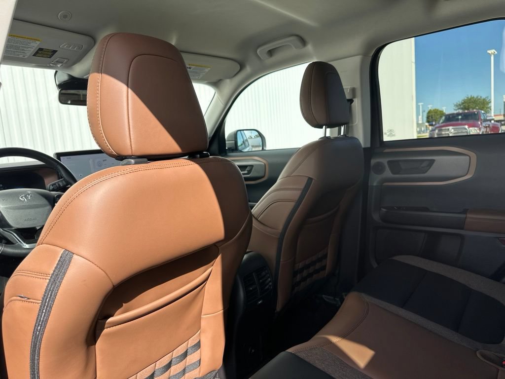 Certified 2025 Ford Bronco Sport Outer Banks w/ Outer Banks Tech Package+ AWD/4WD image 19