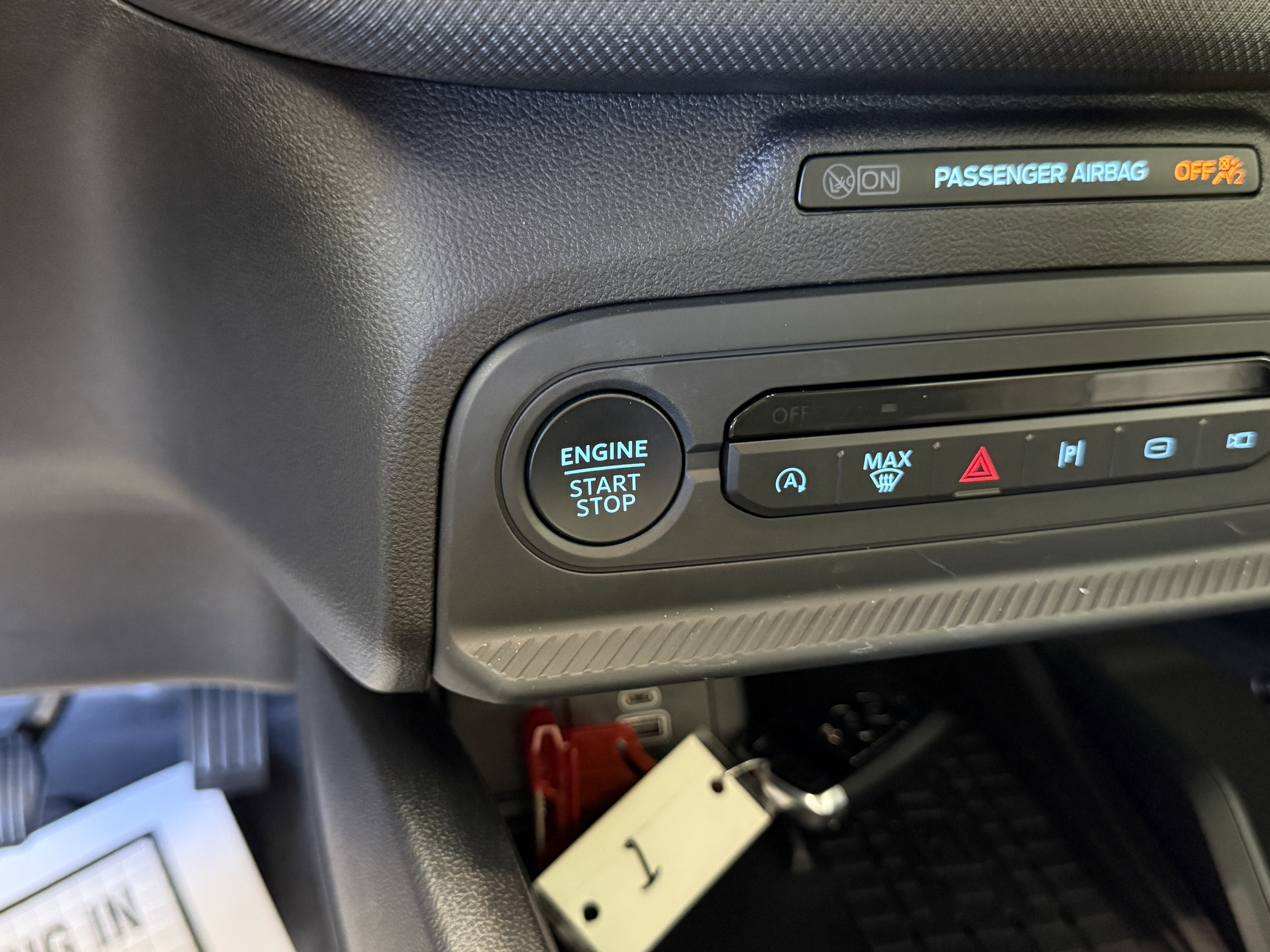 Certified 2025 Ford Bronco Sport Badlands w/ Badlands Tech Package AWD/4WD image 28