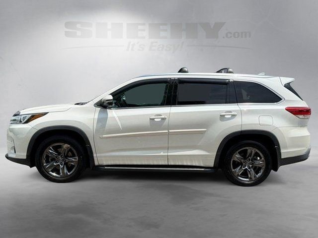 Used 2019 Toyota Highlander Limited Platinum AWD/4WD image 16