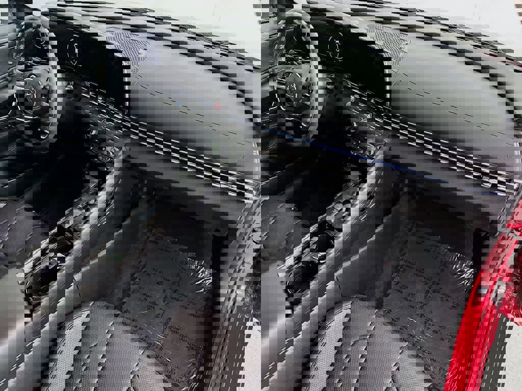 Used 2022 Hyundai Elantra Limited image 34