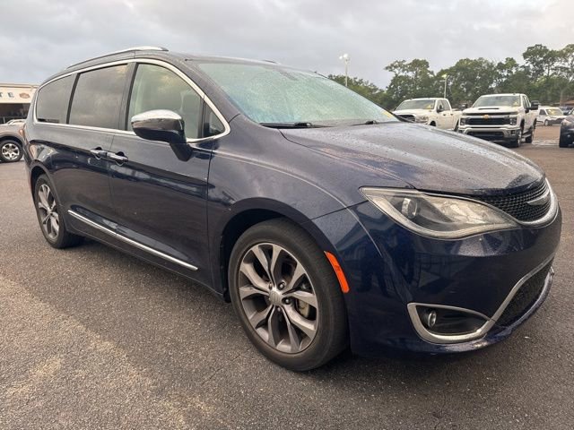 Used 2017 Chrysler Pacifica Limited