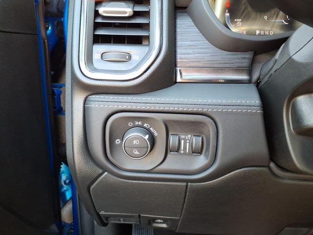 Used 2023 RAM 2500 Rebel w/ Level 2 Equipment Group AWD/4WD image 17