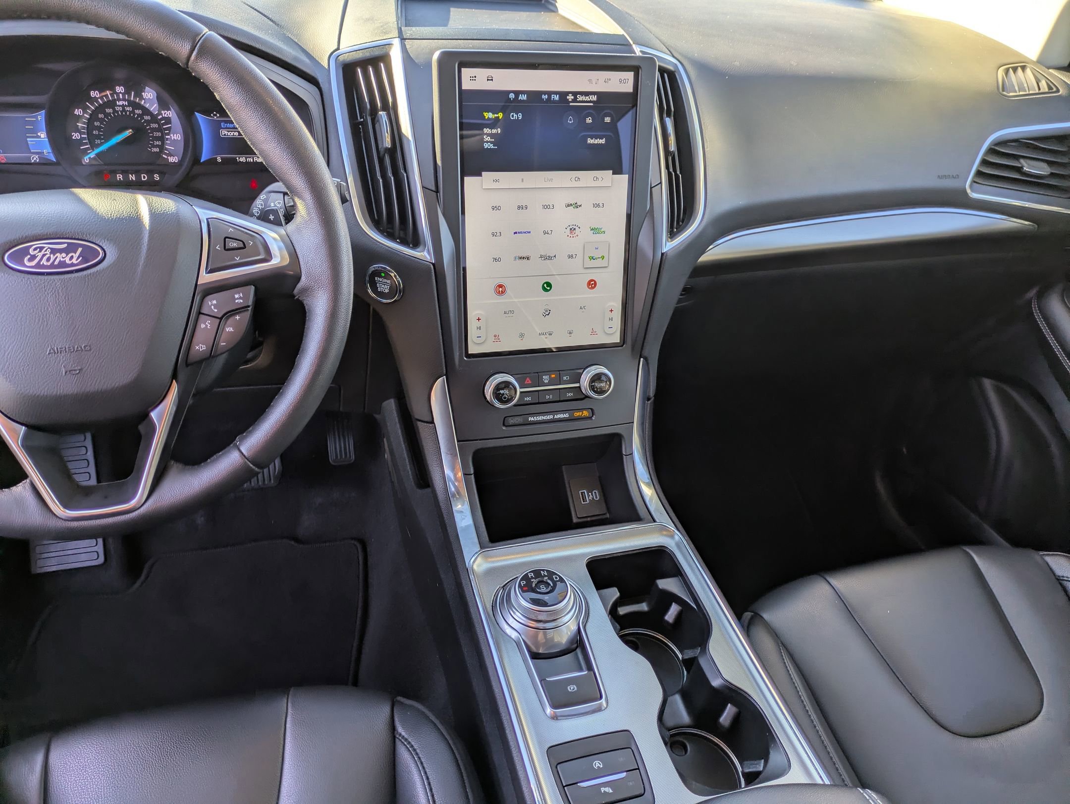 Certified 2022 Ford Edge Titanium w/ Class II Trailer Tow Package image 22