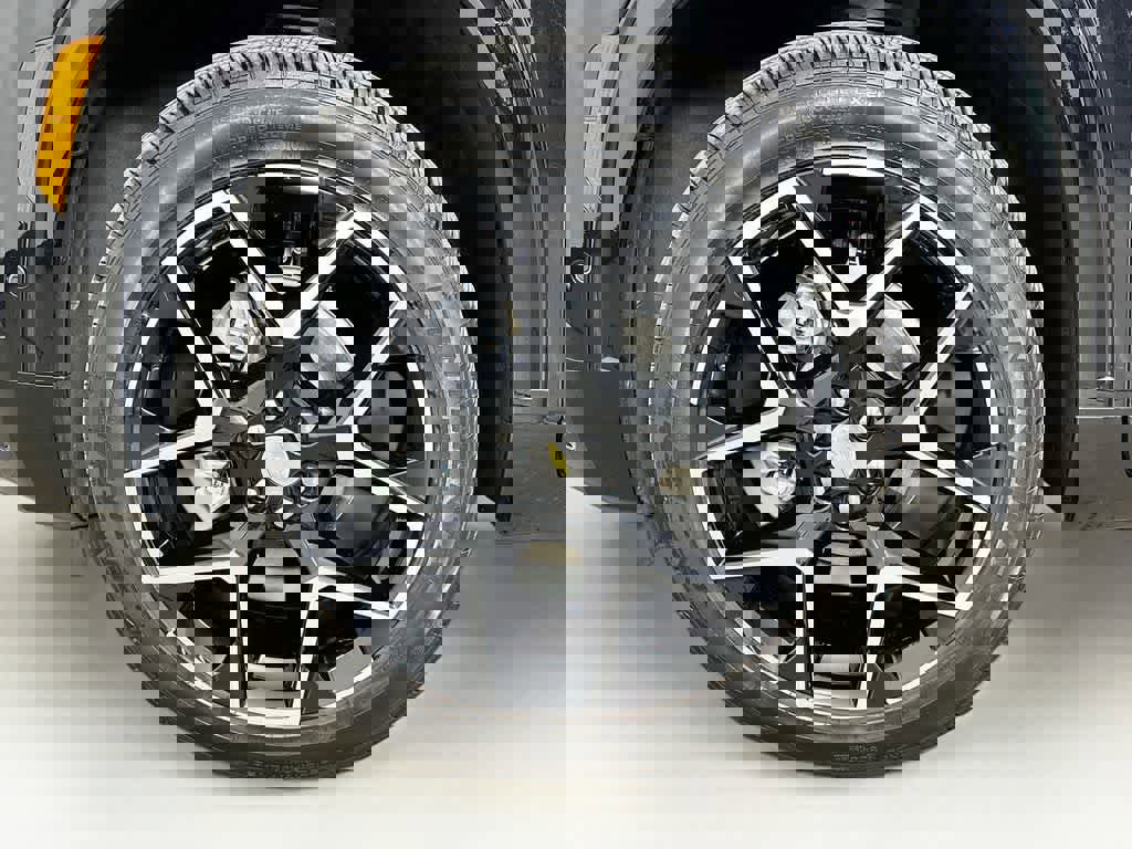 Used 2026 Chevrolet Traverse High Country w/ LPO, Floor Liner Package image 11