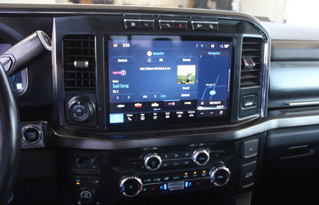 Certified 2024 Ford F250 Lariat w/ Lariat Ultimate Package AWD/4WD image 28