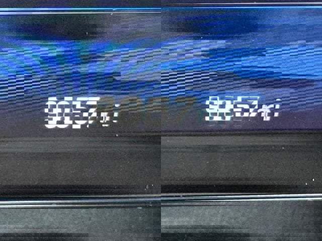 Used 2025 Chevrolet Equinox ACTIV image 13