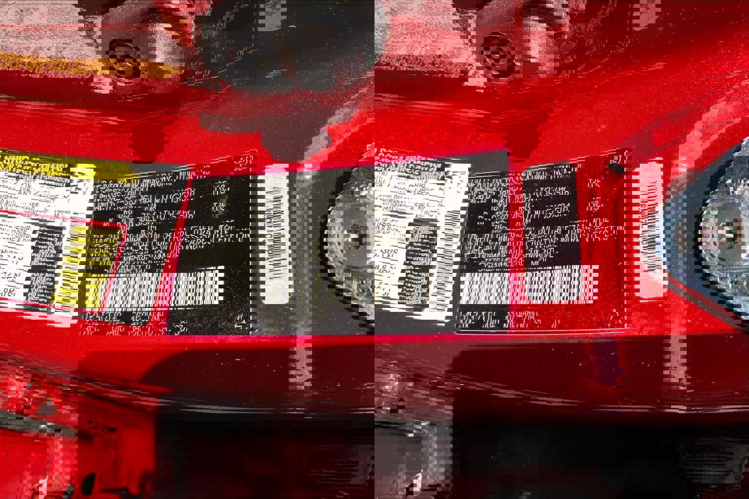 Used 2021 Toyota Highlander XLE FWD image 32